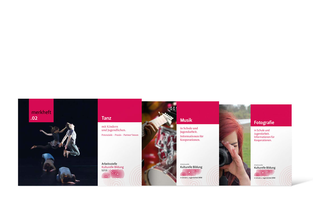 Verschiedene Merkhefte der AKB